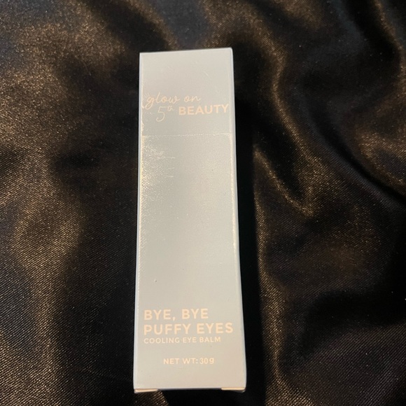 🖤 Pick Any 3/$30 Sale Glow On 5th Beauty Eye Balm - Picture 2 of 5